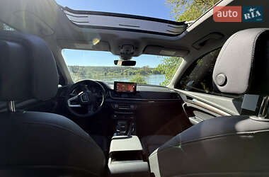 Внедорожник / Кроссовер Audi Q5 2022 в 