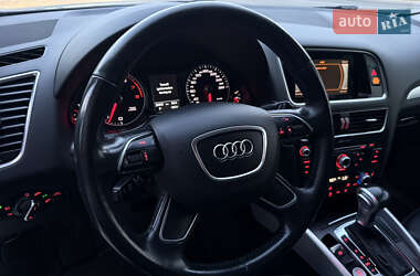 Внедорожник / Кроссовер Audi Q5 2017 в 