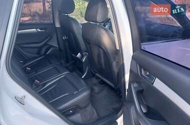 Внедорожник / Кроссовер Audi Q5 2012 в 