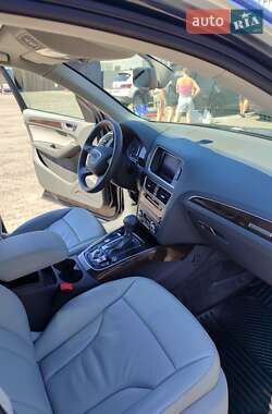 Внедорожник / Кроссовер Audi Q5 2013 в 