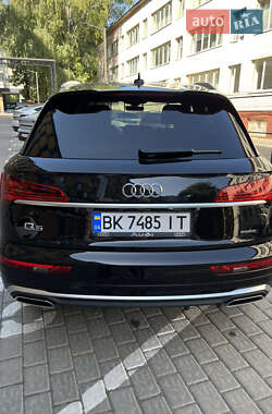 Внедорожник / Кроссовер Audi Q5 2024 в 