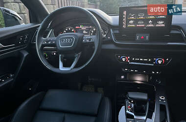 Внедорожник / Кроссовер Audi Q5 2024 в 