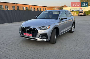 Внедорожник / Кроссовер Audi Q5 2021 в Нововолынске