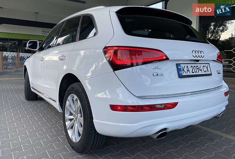 Внедорожник / Кроссовер Audi Q5 2015 в Киеве