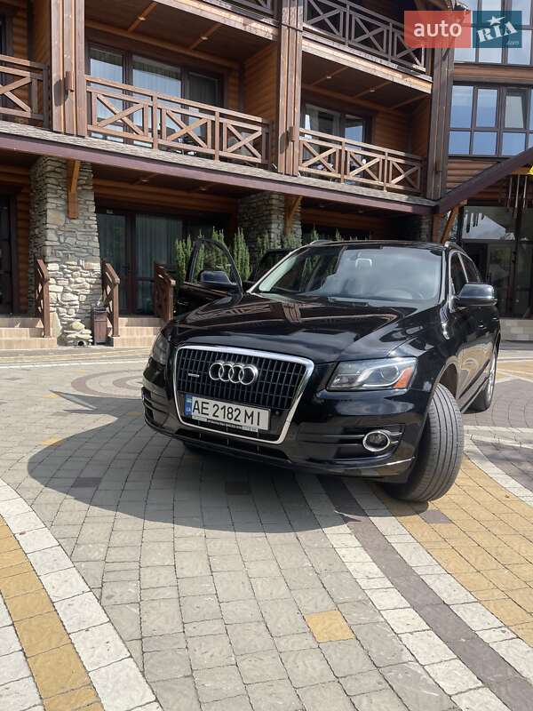 Позашляховик / Кросовер Audi Q5 2011 в Дніпрі