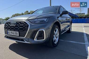 Внедорожник / Кроссовер Audi Q5 2022 в Киеве