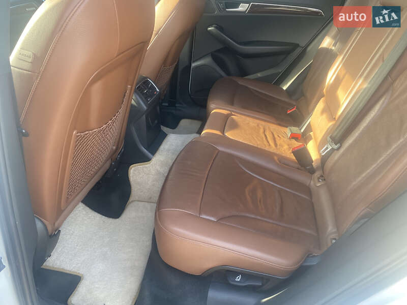 Позашляховик / Кросовер Audi Q5 2012 в Білій Церкві