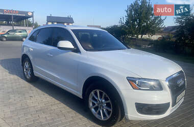 Внедорожник / Кроссовер Audi Q5 2012 в 