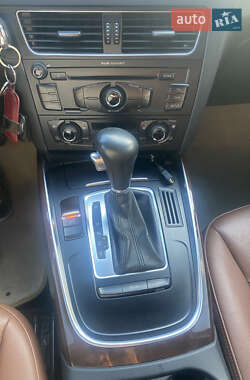 Внедорожник / Кроссовер Audi Q5 2012 в 