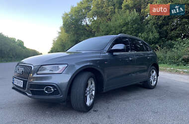 Внедорожник / Кроссовер Audi Q5 2015 в 