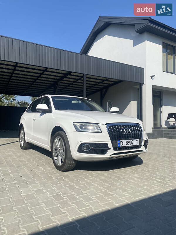 Внедорожник / Кроссовер Audi Q5 2010 в Заречье