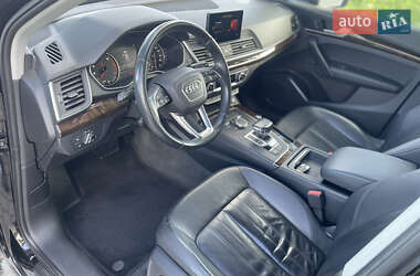 Внедорожник / Кроссовер Audi Q5 2018 в 