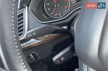 Внедорожник / Кроссовер Audi Q5 2018 в 