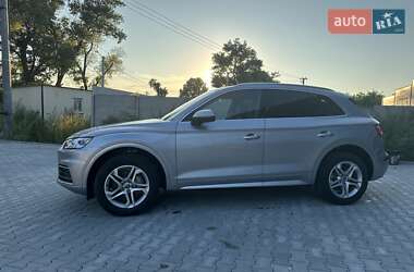 Внедорожник / Кроссовер Audi Q5 2019 в 