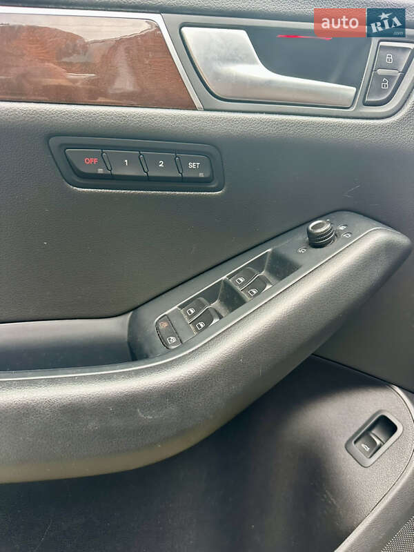 Внедорожник / Кроссовер Audi Q5 2011 в Луцке