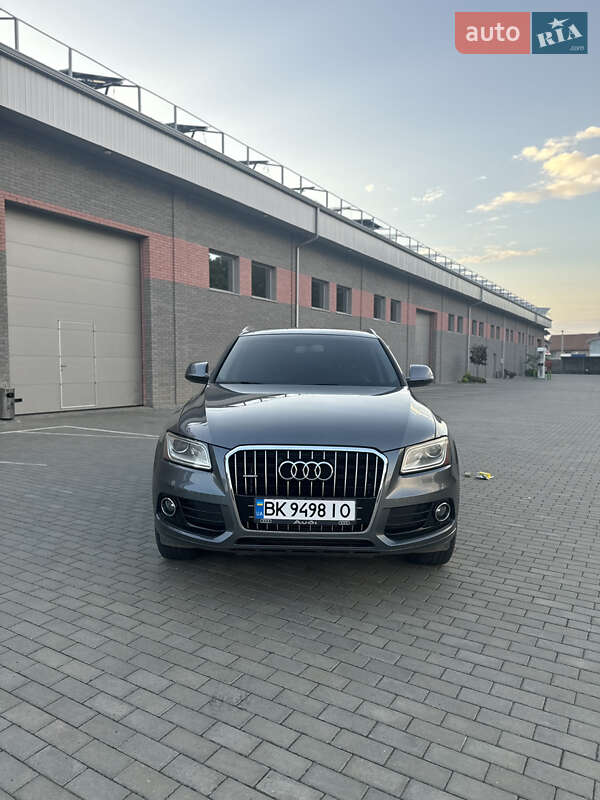Внедорожник / Кроссовер Audi Q5 2015 в Костополе