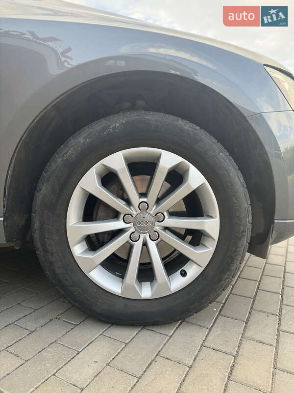 Внедорожник / Кроссовер Audi Q5 2015 в Костополе