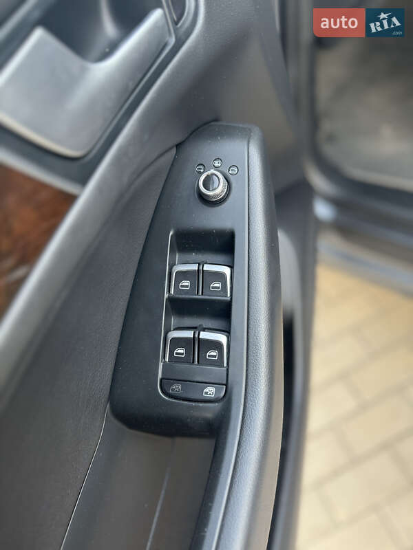 Внедорожник / Кроссовер Audi Q5 2015 в Костополе