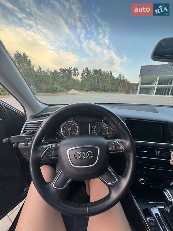 Внедорожник / Кроссовер Audi Q5 2015 в Костополе