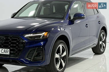 Внедорожник / Кроссовер Audi Q5 2021 в 