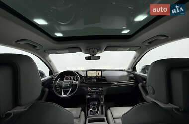 Внедорожник / Кроссовер Audi Q5 2021 в 