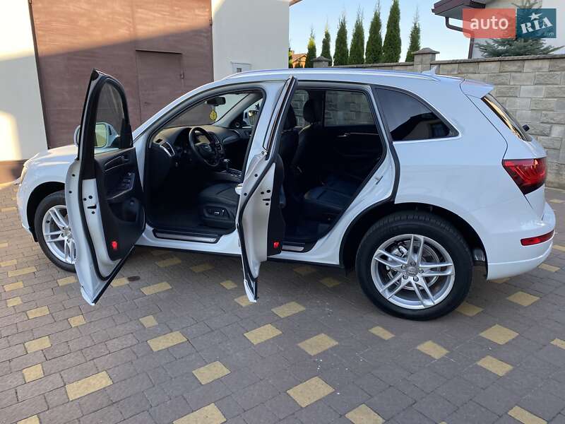 Внедорожник / Кроссовер Audi Q5 2014 в Ровно