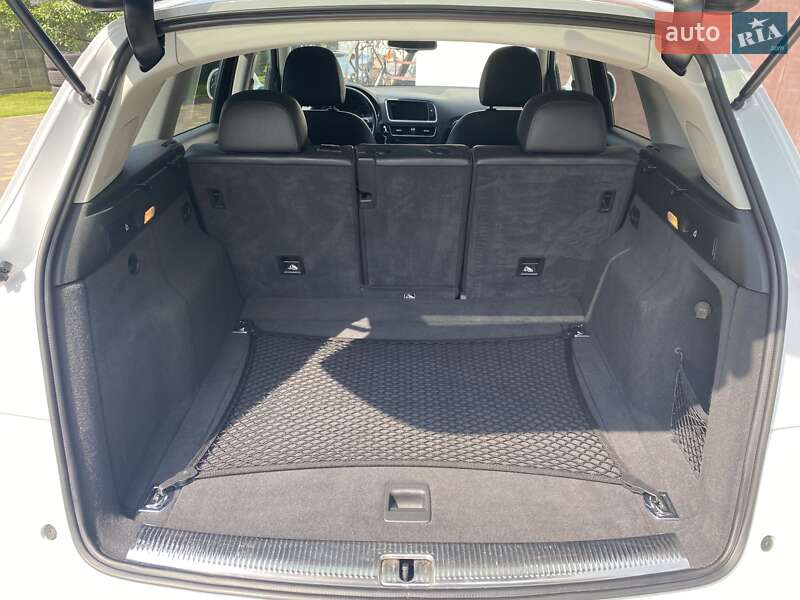 Внедорожник / Кроссовер Audi Q5 2014 в Ровно