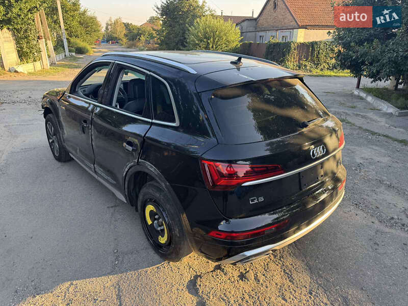 Позашляховик / Кросовер Audi Q5 2022 в Запоріжжі
