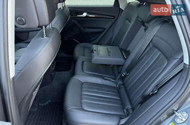 Позашляховик / Кросовер Audi Q5 2018 в 