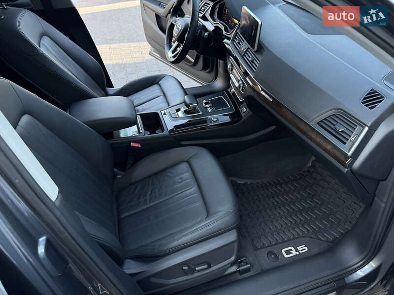 Внедорожник / Кроссовер Audi Q5 2018 в Одессе фото 14 Внедорожник / Кроссовер Audi Q5 2018 в Одессе