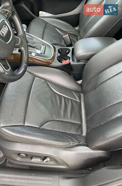 Позашляховик / Кросовер Audi Q5 2013 в 
