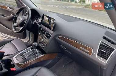 Позашляховик / Кросовер Audi Q5 2013 в 