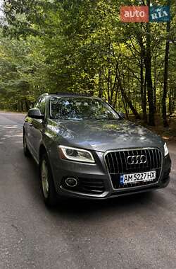 Внедорожник / Кроссовер Audi Q5 2016 в 