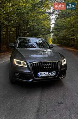 Внедорожник / Кроссовер Audi Q5 2016 в 