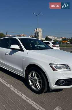 Позашляховик / Кросовер Audi Q5 2013 в 