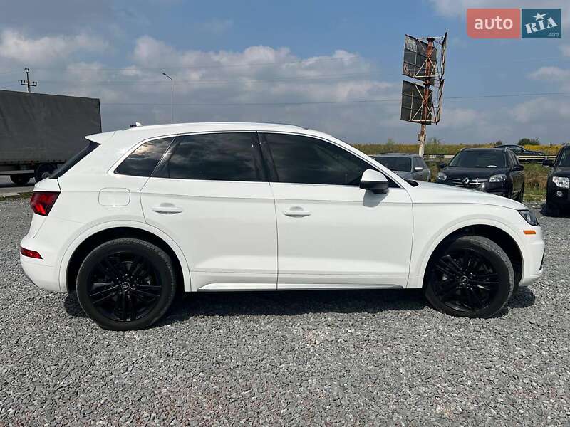 Внедорожник / Кроссовер Audi Q5 2016 в Львове фото 10 Внедорожник / Кроссовер Audi Q5 2016 в Львове