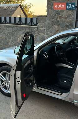 Позашляховик / Кросовер Audi Q5 2014 в 