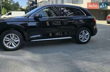 Внедорожник / Кроссовер Audi Q5 2020 в 