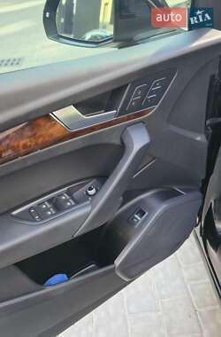 Внедорожник / Кроссовер Audi Q5 2020 в 