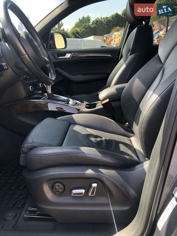 Позашляховик / Кросовер Audi Q5 2016 в Одесі