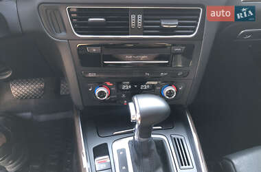 Внедорожник / Кроссовер Audi Q5 2016 в 