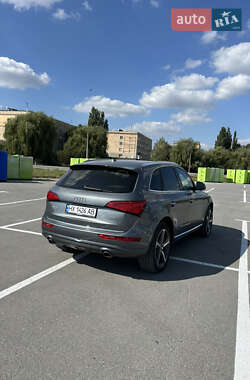 Позашляховик / Кросовер Audi Q5 2015 в 