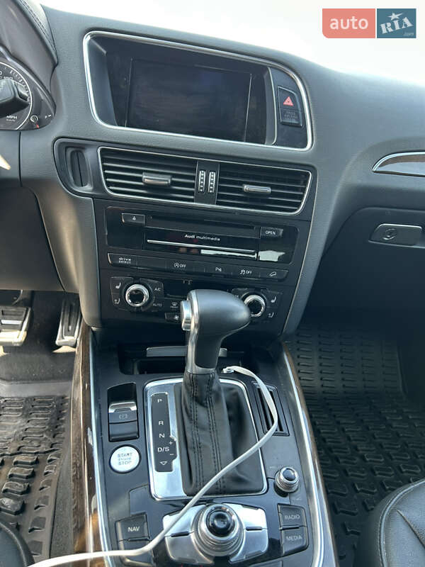 Позашляховик / Кросовер Audi Q5 2015 в Кам'янець-Подільському