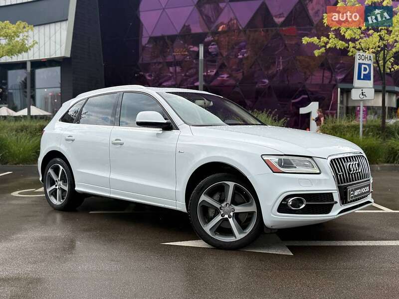 Позашляховик / Кросовер Audi Q5 2016 в 