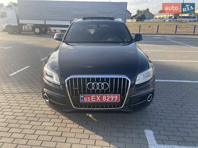 Внедорожник / Кроссовер Audi Q5 2016 в Нововолынске