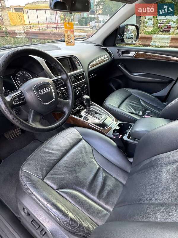Внедорожник / Кроссовер Audi Q5 2010 в Киеве фото 14 Внедорожник / Кроссовер Audi Q5 2010 в Киеве