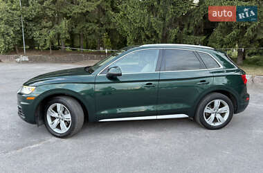 Внедорожник / Кроссовер Audi Q5 2017 в 