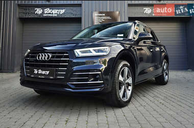 Внедорожник / Кроссовер Audi Q5 2020 в 
