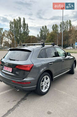 Внедорожник / Кроссовер Audi Q5 2015 в 