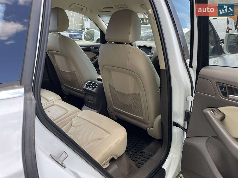 Внедорожник / Кроссовер Audi Q5 2015 в Луцке